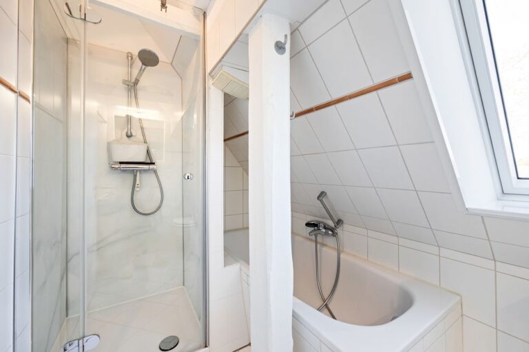 k-8-10_Toftum-Badezimmer